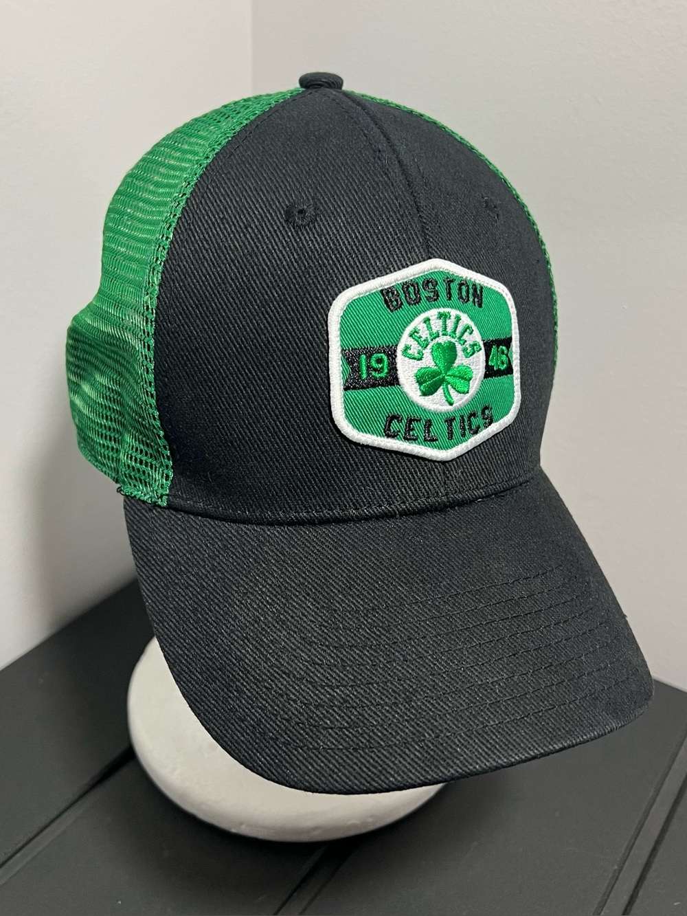 NBA Boston Celtics Fan Favorite Green Black Mesh Trucker Snapback Hat Adult OSFA
